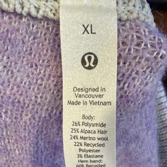 Lululemon Lavender Top with Light Lavender Accents - NWOT - Picture 4 of 4